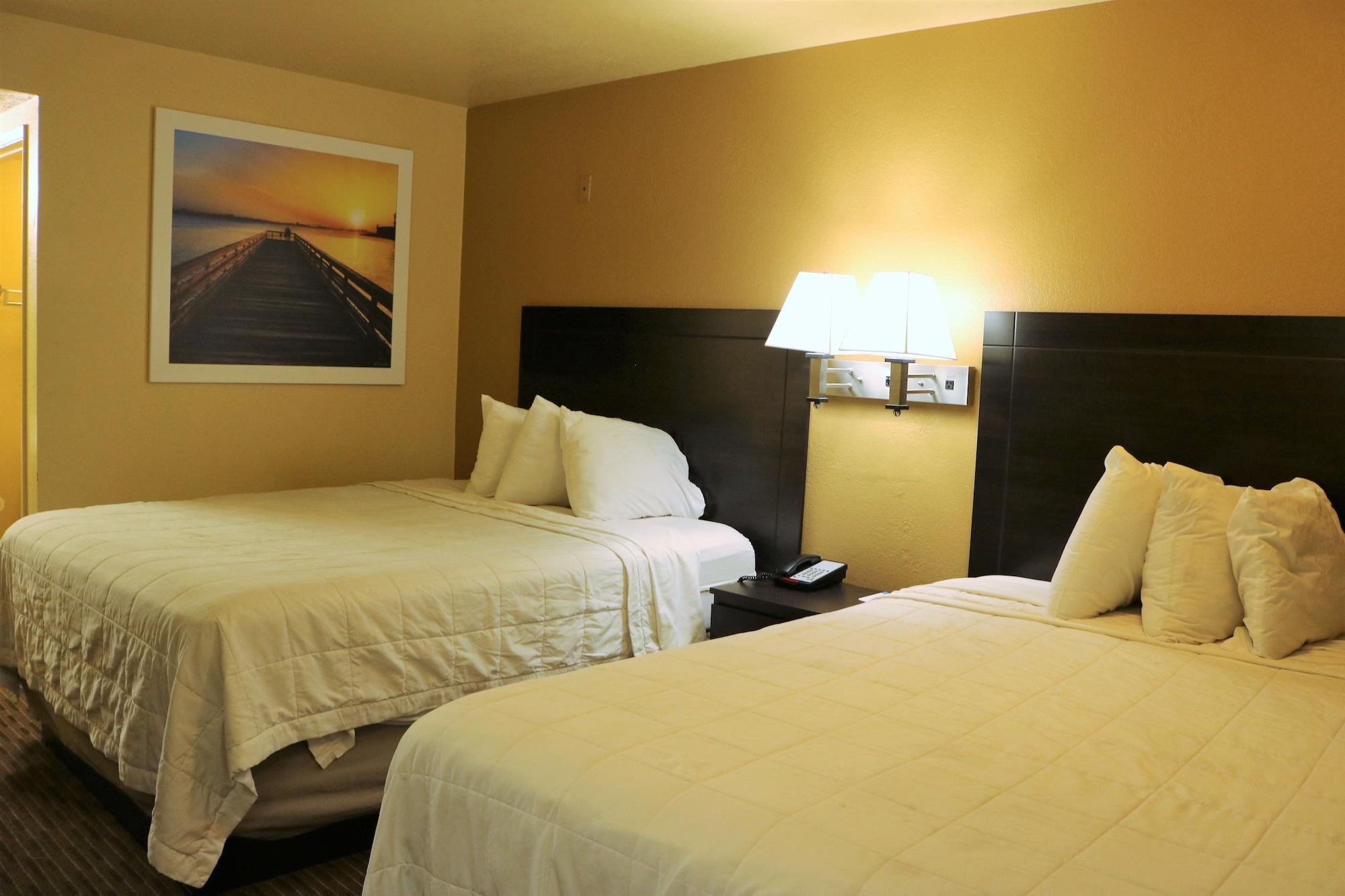 Days By Wyndham South Fresno