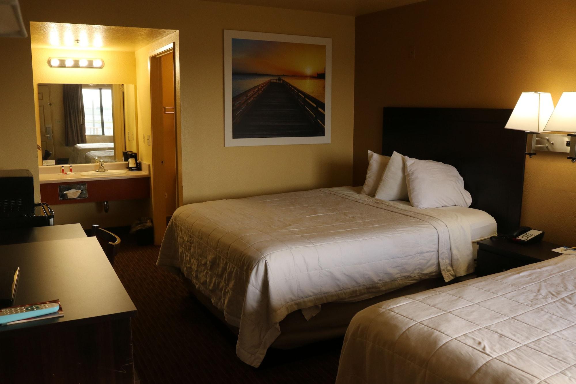 Days By Wyndham South 2* Fresno