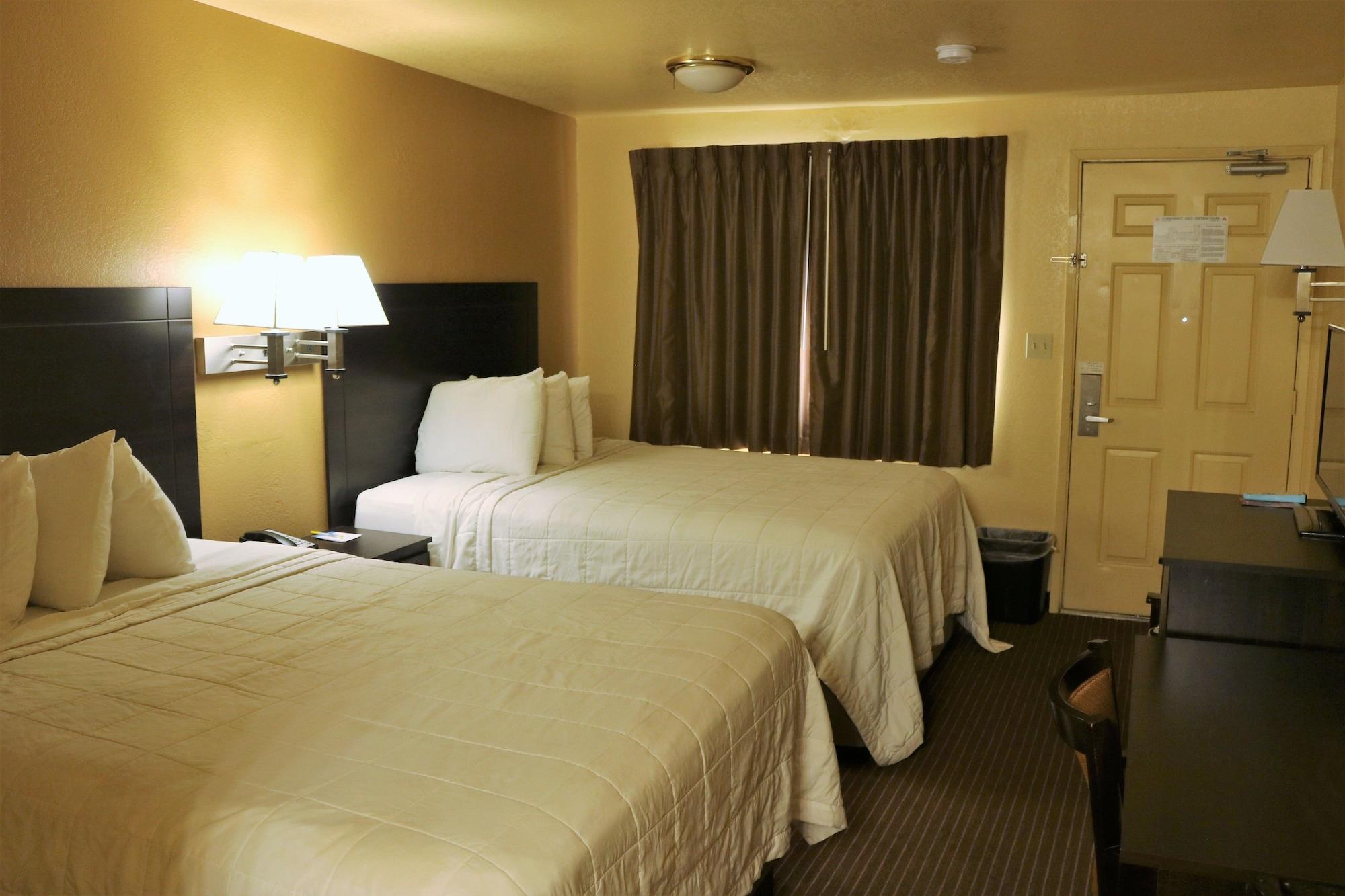 Days By Wyndham South Fresno